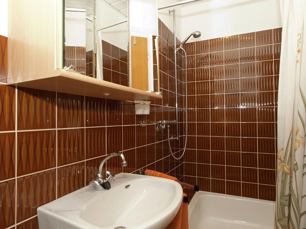 Serene Apartment In Meschede With Balcony Grevenstein Esterno foto